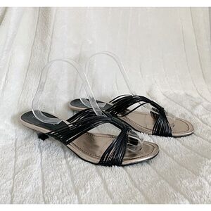 ETIENNE AIGNER Sz 9M “EMMI” Black Strappy Kitten Heel Slide Sandals